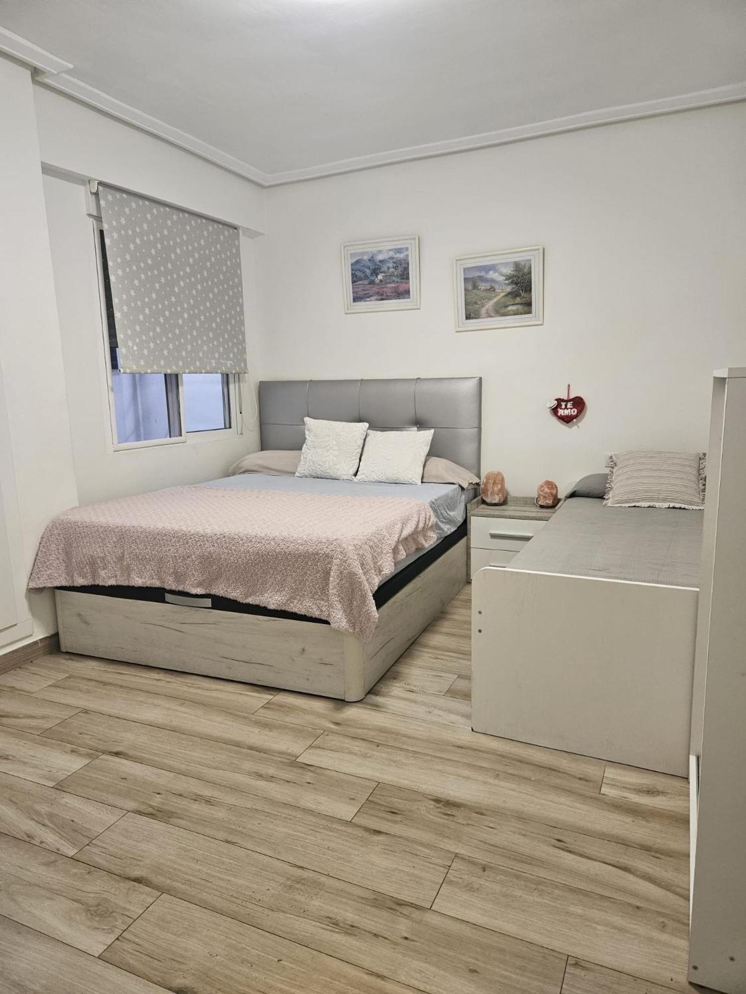 Privatunterkunft Comoda Y Acogedora Habitacion En *